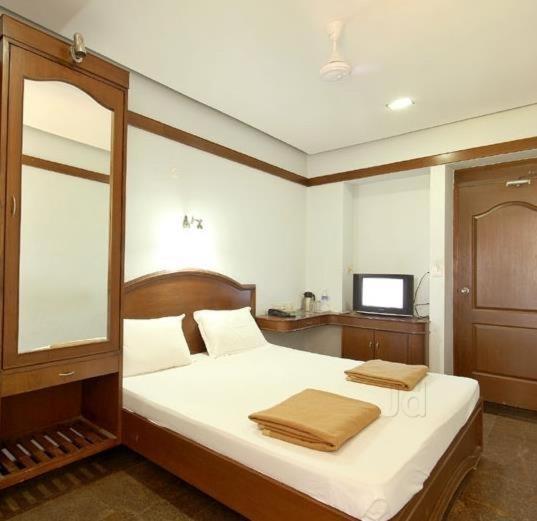 Grand Palace Stay Chidambaram Buitenkant foto